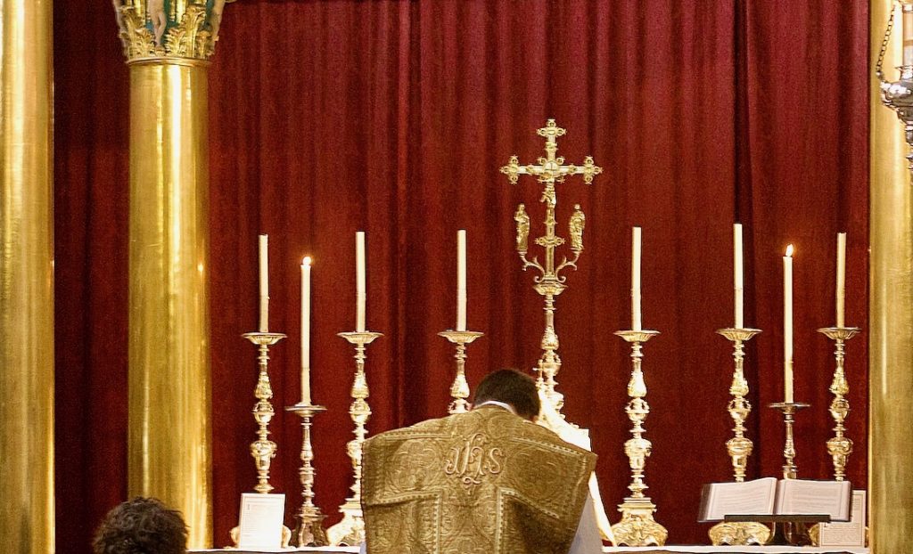 The Traditional Latin Mass: Towards God
